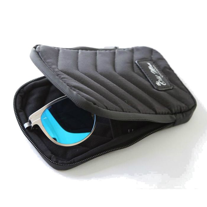 THE OLD MAN PHONE ETUI - BLACK The Old Man Boardsports The Old Man