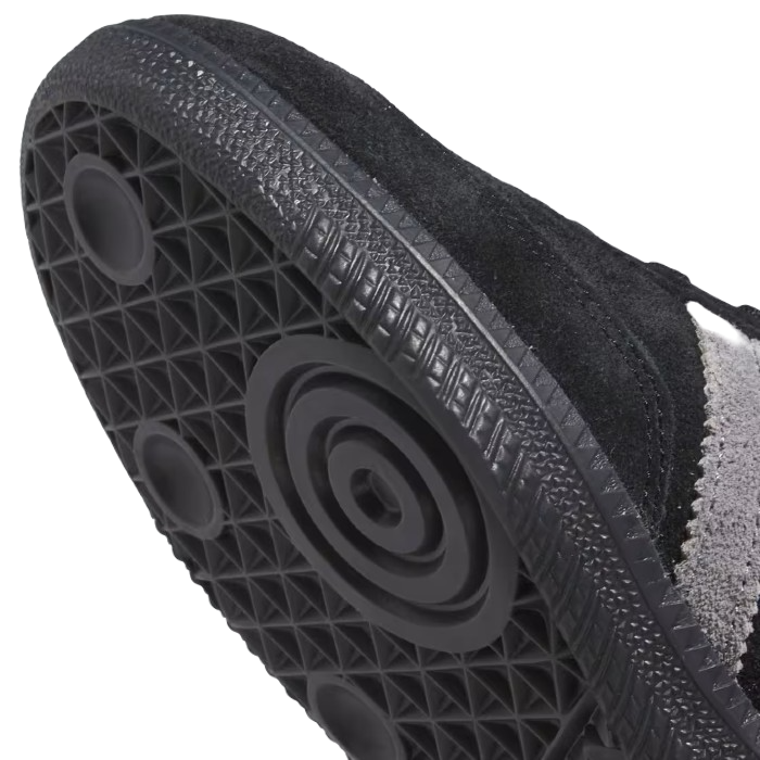 ADIDAS SAMBA ADV SCHOENEN CORE BLACK/GREY FOUR/GOLD METALLIC