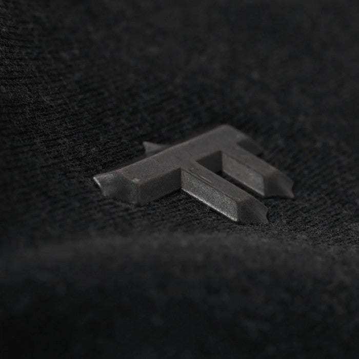 FORMER METAL F CREW SWEATER BLACK